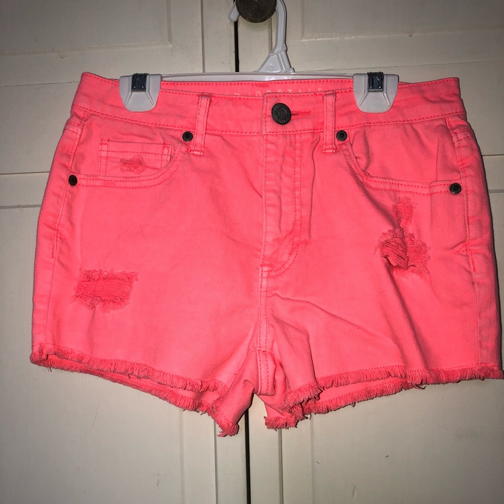 Aeropostale pink jean shorts size 2